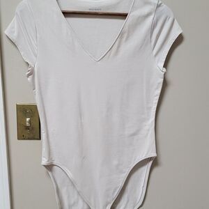 Old Navy Women's Cream V-Neck Bodysuit